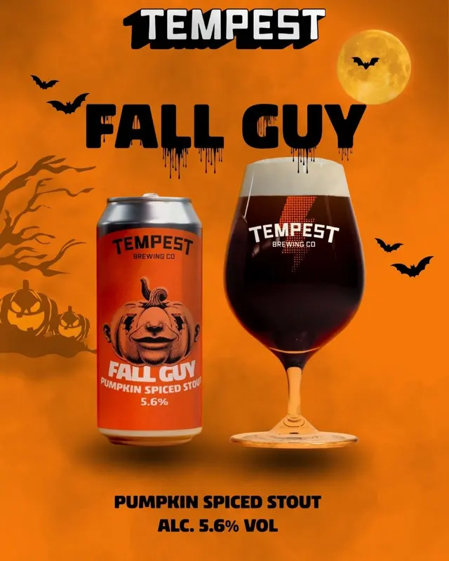 Lattina e bicchiere di Tempest Fall Guy, pumpkin spiced stout
